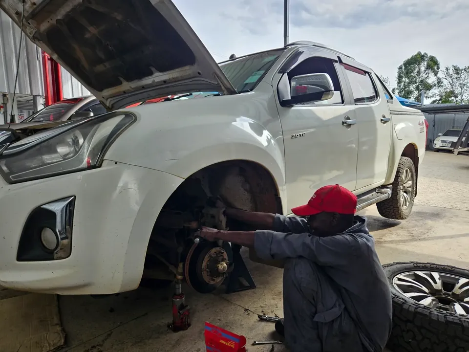 D-MAX tyre service. Pickups looked after properly