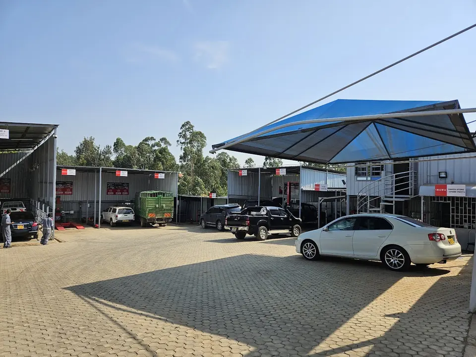 Every make welcome. Pickups, SUVs, saloons and trucks in the yard